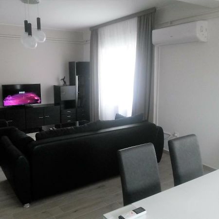 Apartment Sandra Vodice Buitenkant foto