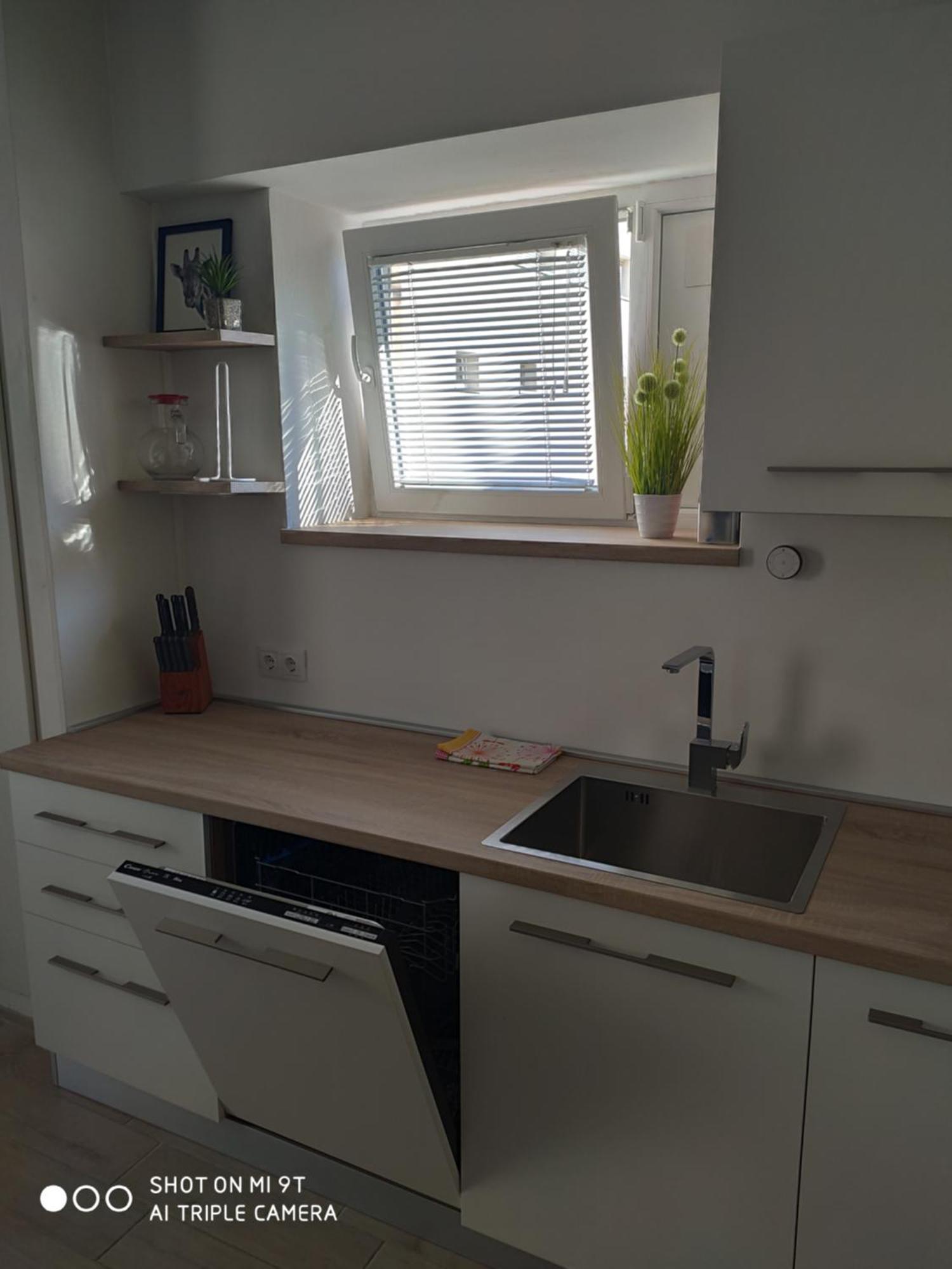 Apartment Sandra Vodice Buitenkant foto